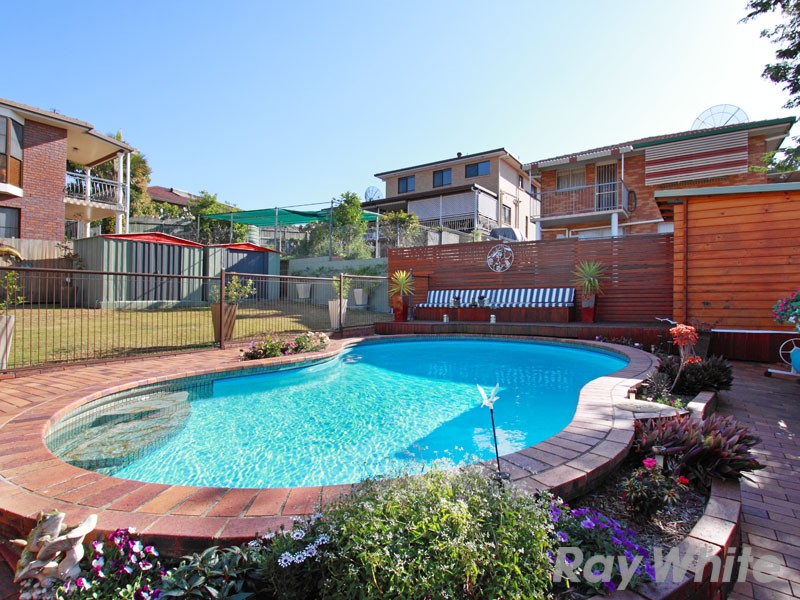 30 Hagman Street, Stafford Heights, QLD 4053