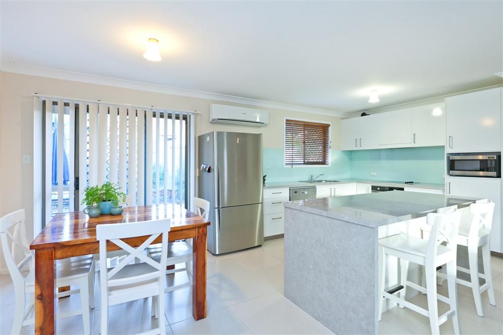 7 Lindon Street, BIRKDALE QLD 4159
