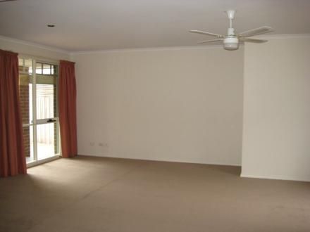2/6 Parkin Avenue, CHELTENHAM, VIC 3192