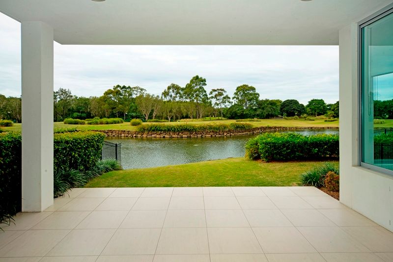 7513 Springfield Drive, HOPE ISLAND, QLD 4212