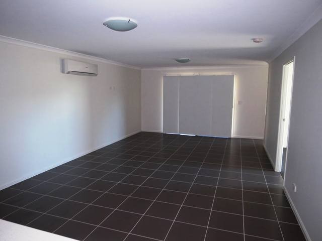 1/24 Bailey Street, CAPELLA, QLD 4723