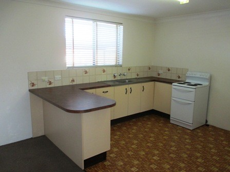 2/43-45 Brinawarr Street, BOMADERRY, NSW 2541