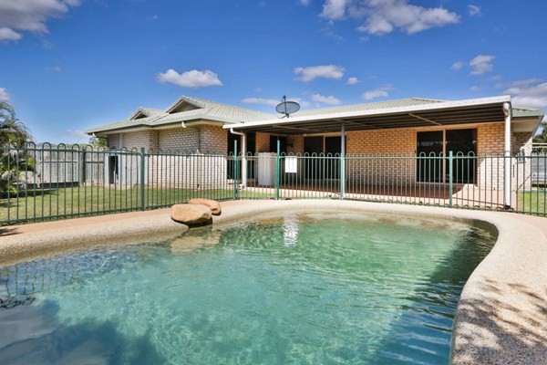 4 Wallace Circuit, KIRWAN, QLD 4817