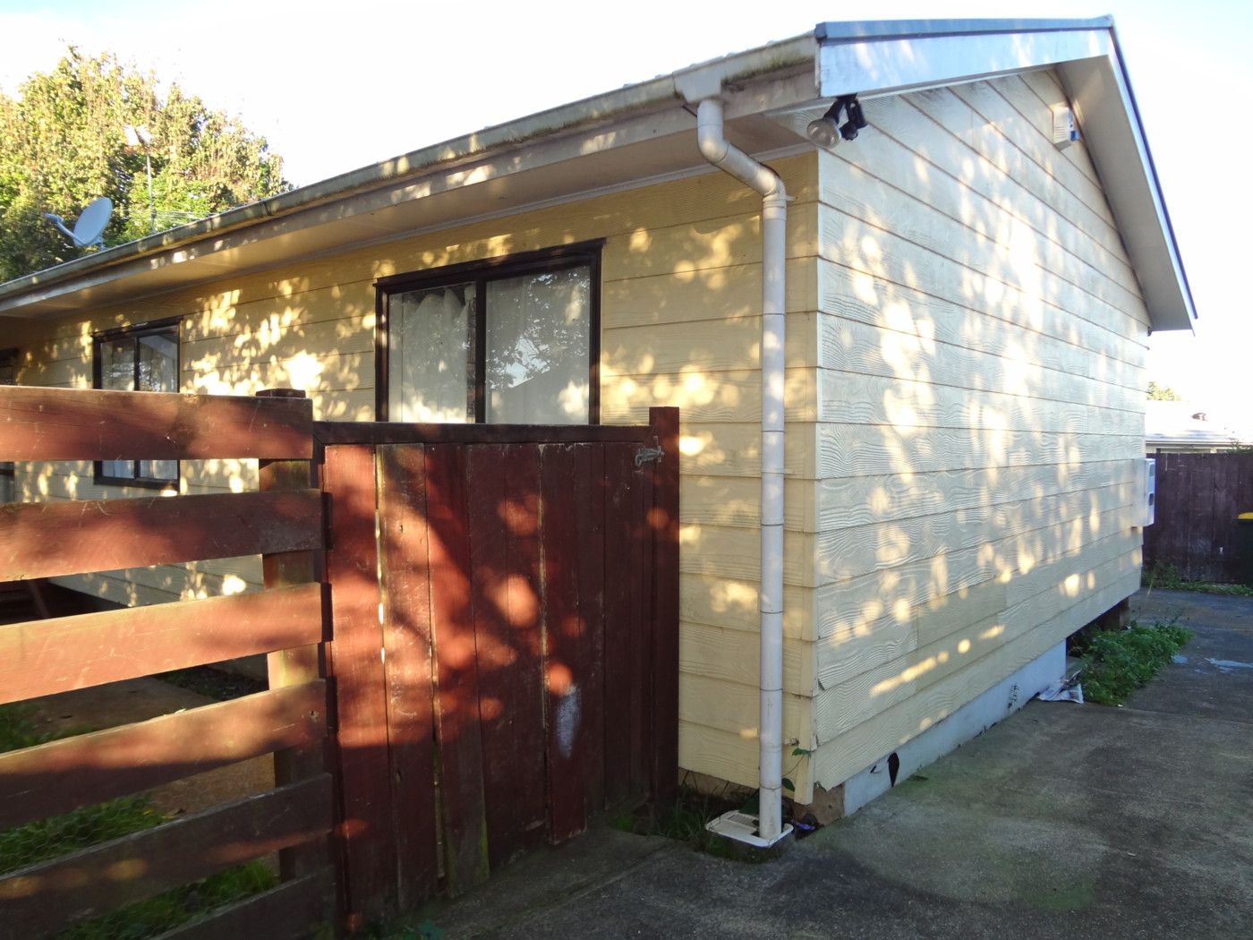 2/72 Hyperion Drive, MANUREWA, Manukau City