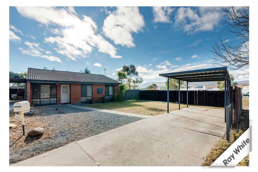 11 Dane Close, CALWELL ACT 2905