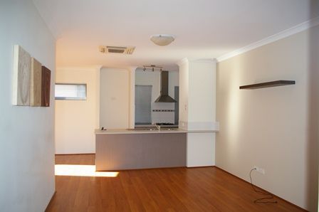 2D Modena Place, BALGA, WA 6061