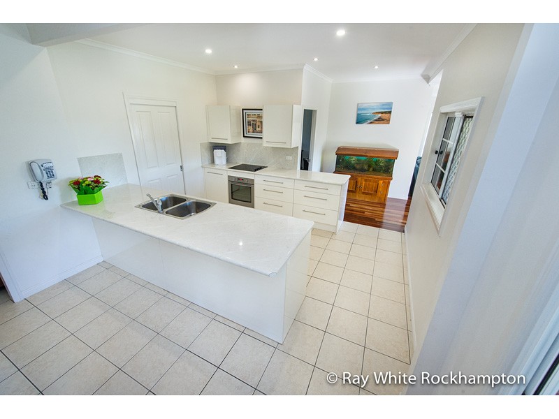 183 Yeppoon Road, PARKHURST, QLD 4702