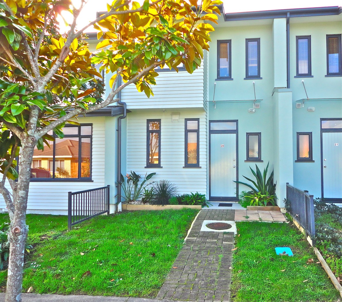 20/2 Armoy Drive, EAST TAMAKI, Manukau City