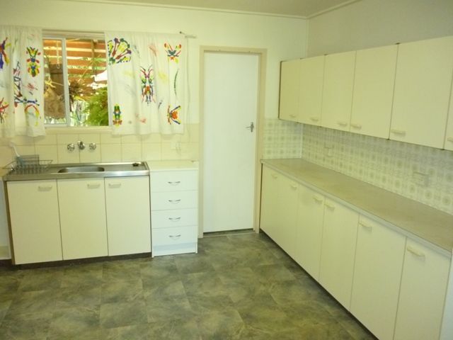 9 Warre Street, MAROOCHYDORE, QLD 4558