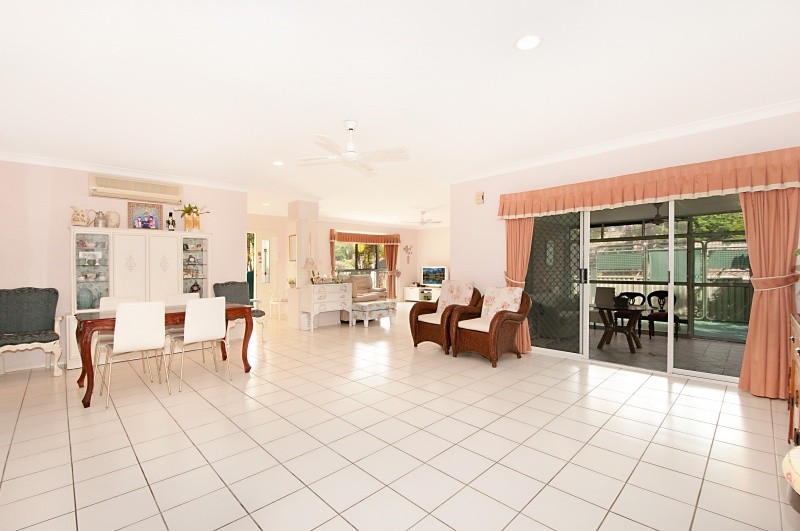 4 Brora Court, MERRIMAC, QLD 4226