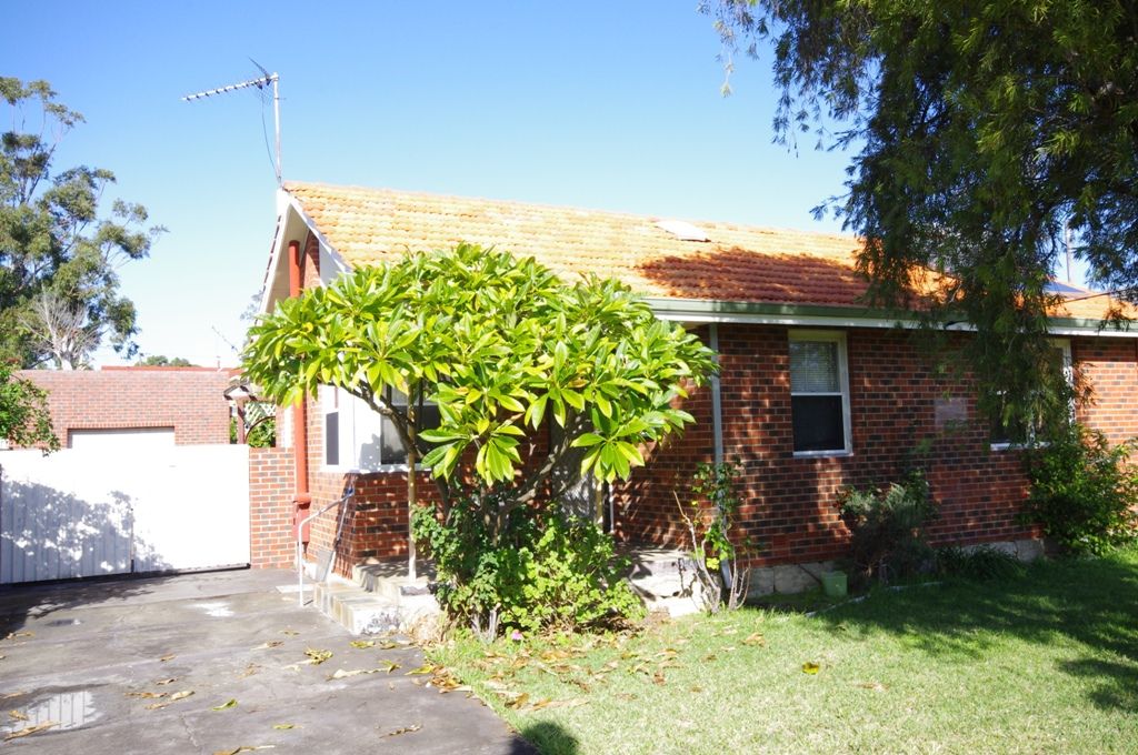 38 Culloton Crescent, BALGA, WA 6061