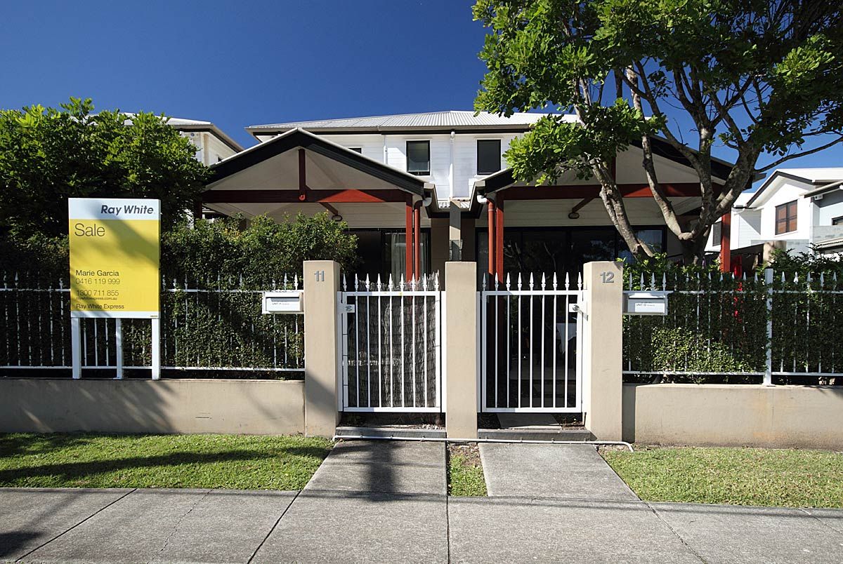 16 Park Street, HAWTHORNE QLD 4171