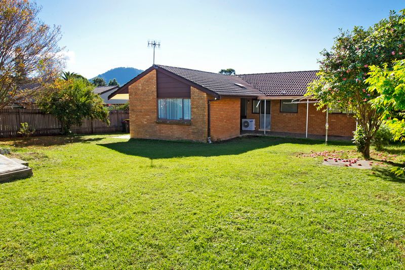 8 Fuschia Crescent, BOMADERRY, NSW 2541