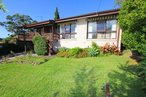 288 Avoca Drive, GREEN POINT NSW 2251
