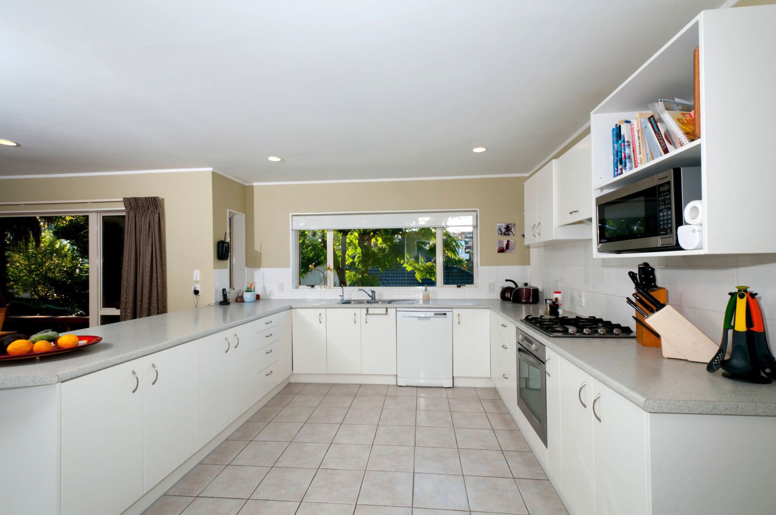 4 Manu Place, PINEHILL, North Shore City