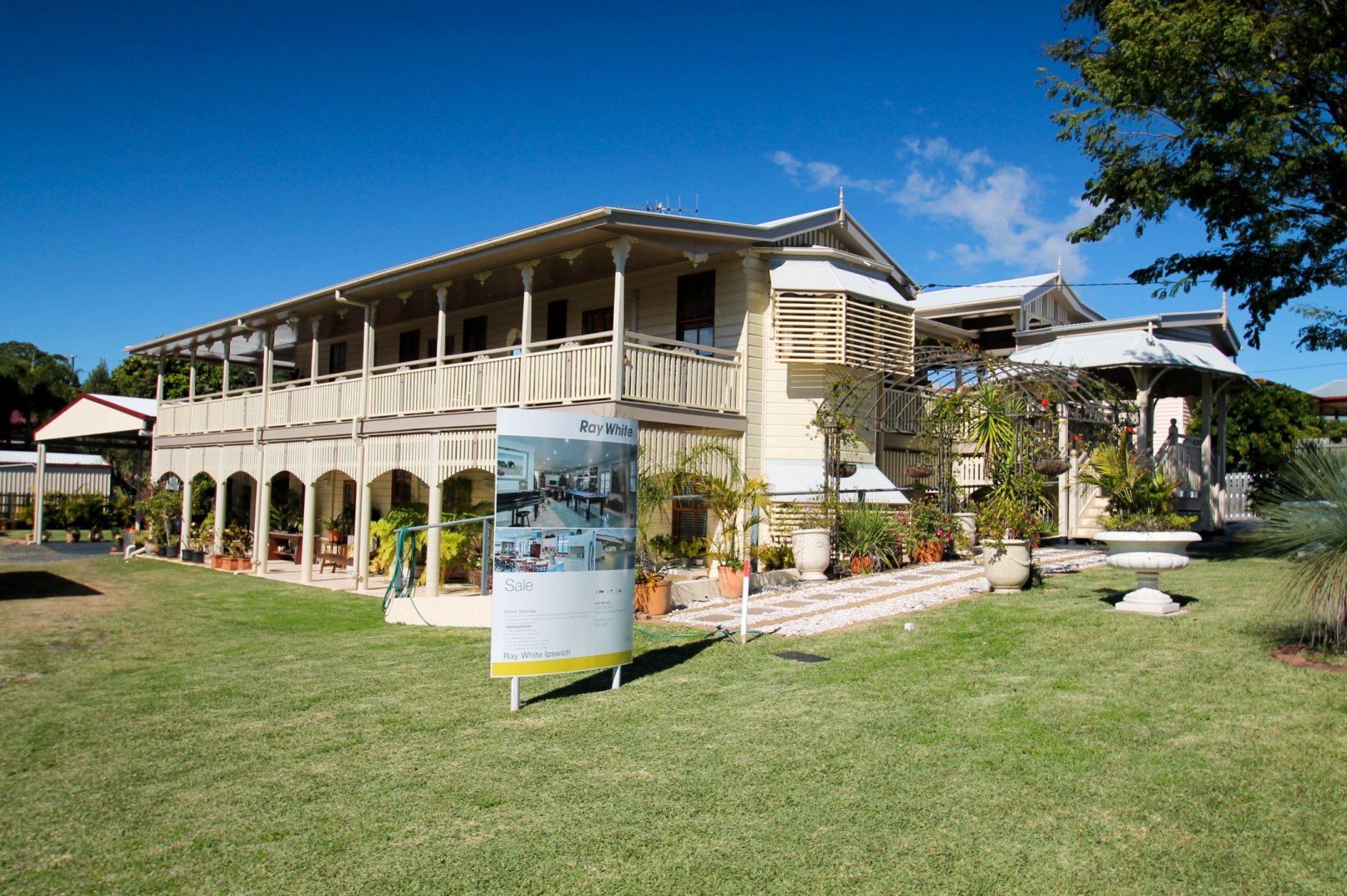 34 Lusitania Street, NEWTOWN QLD 4305
