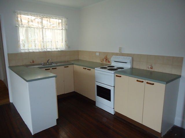 7 Watsonia Street, MAROOCHYDORE, QLD 4558