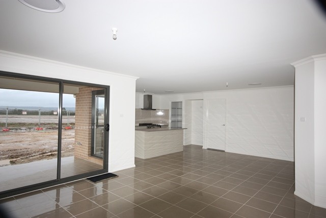 12 Danvers Road, SPRING FARM, NSW 2570