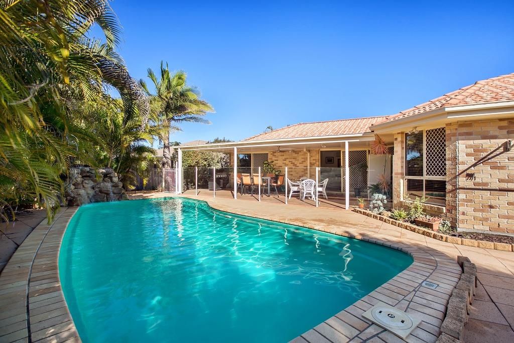 1 Mako Court, MOUNTAIN CREEK, QLD 4557