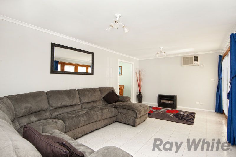 4 Cambridge Avenue, KANWAL, NSW 2259