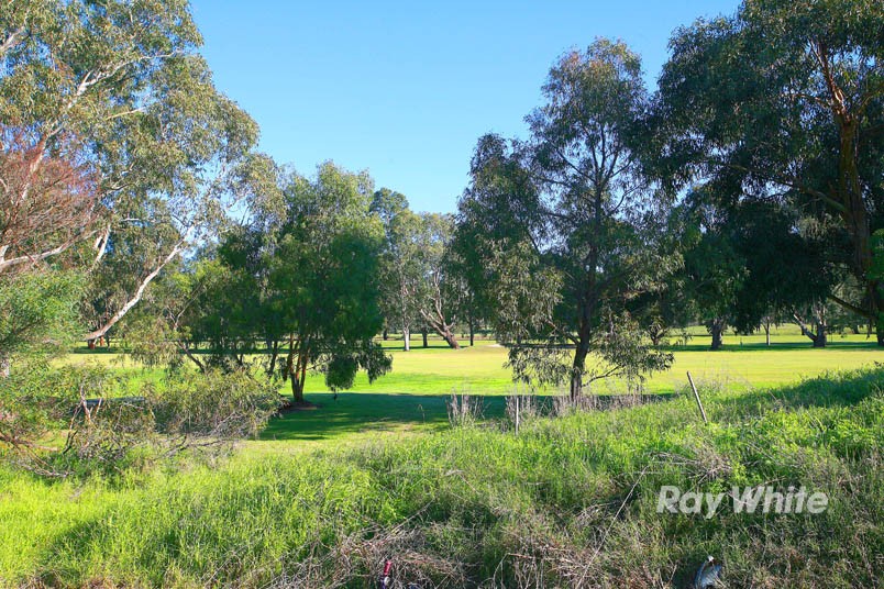27 Ogle Way, CRANBOURNE NORTH, VIC 3977