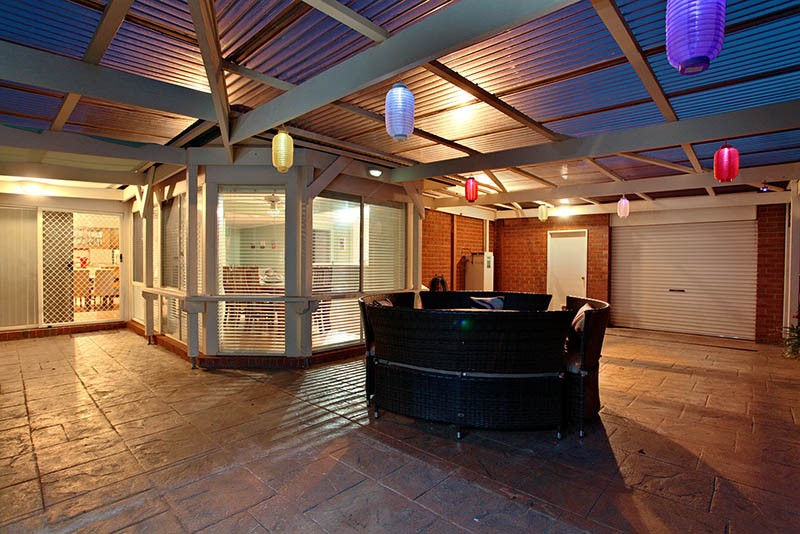 7 Lyell Place, TAYLORS LAKES, VIC 3038