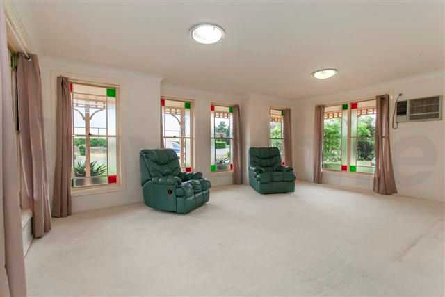 6 Veronica Place, GLENMORE PARK, NSW 2745