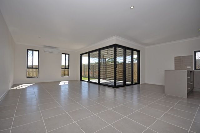 12 Kestrel Street, DAKABIN, QLD 4503