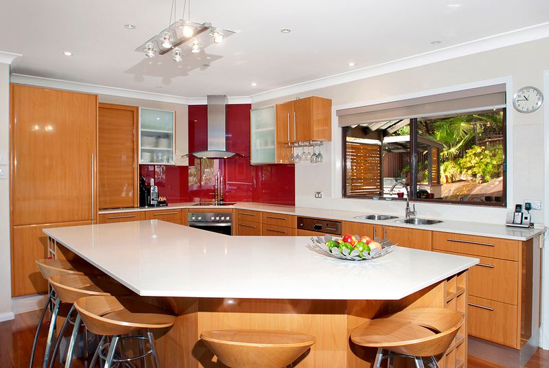 77 Bundanoon Road, WORONORA HEIGHTS, NSW 2233