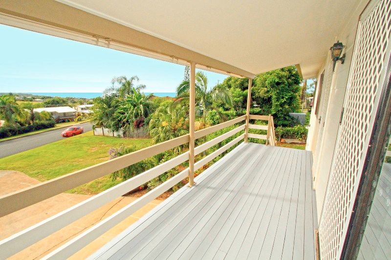 32 Meikleville Street, MEIKLEVILLE HILL, QLD 4703