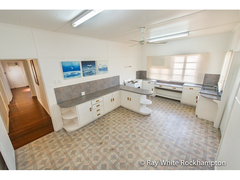 89 Alexandra Street, PARK AVENUE, QLD 4701