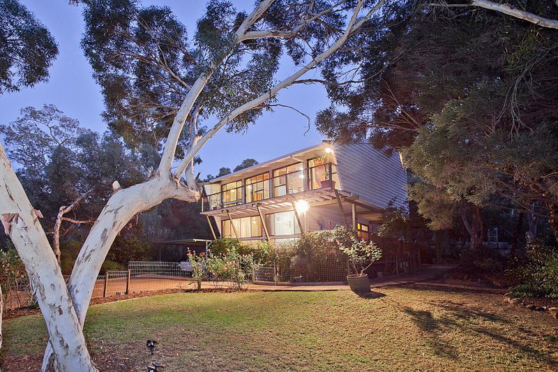 16 High View Road, GREENMOUNT, WA 6056