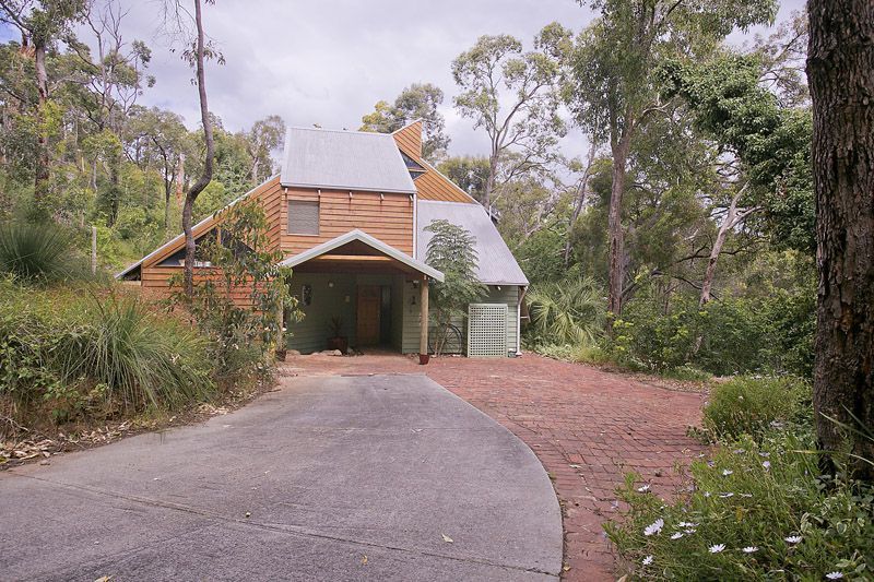 27 Landor Road, GOOSEBERRY HILL, WA 6076