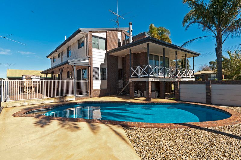 2 Bischof Street, WILSONTON HEIGHTS, QLD 4350