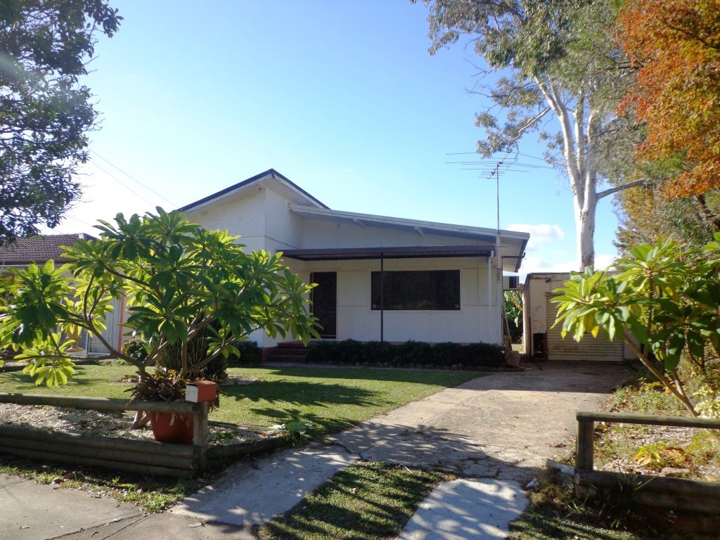 43 Goodacre Avenue, FAIRFIELD WEST NSW 2165