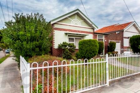 11 Tangarra Street, CROYDON PARK, NSW 2133