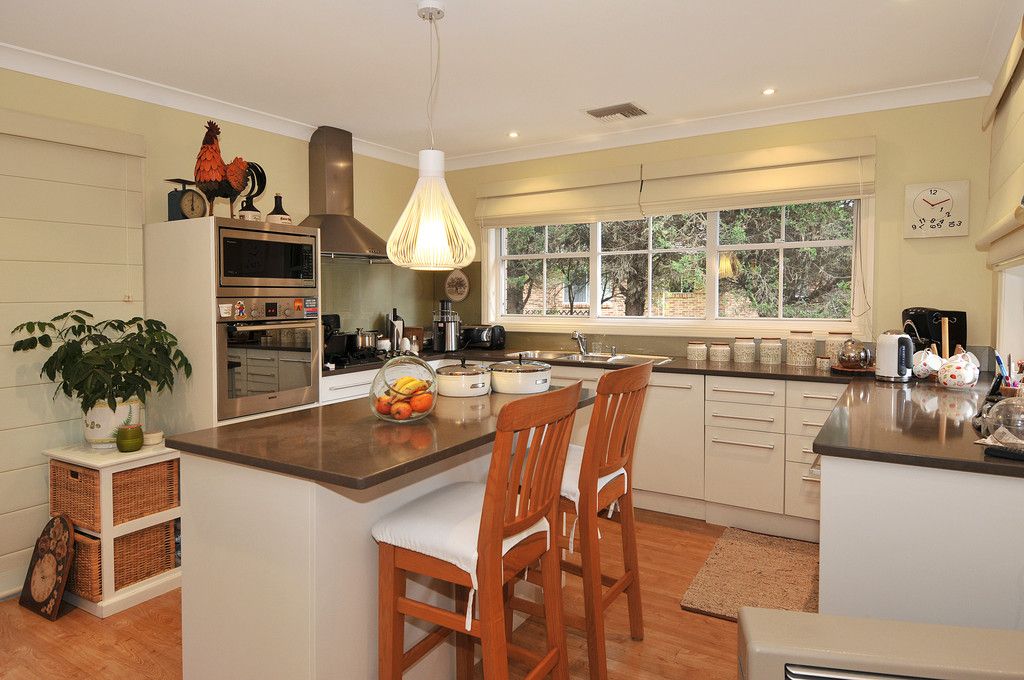 9 Church Road, MOSS VALE, NSW 2577