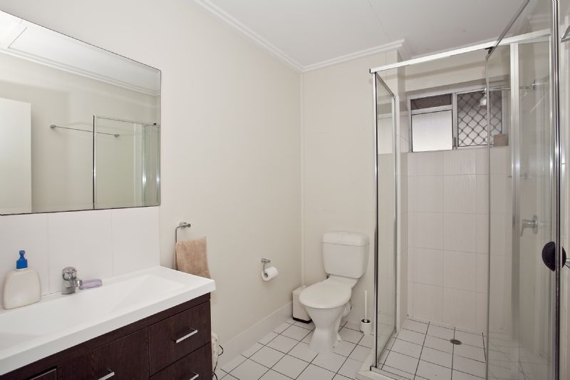 2/2 Biarra Street, YEERONGPILLY, QLD 4105