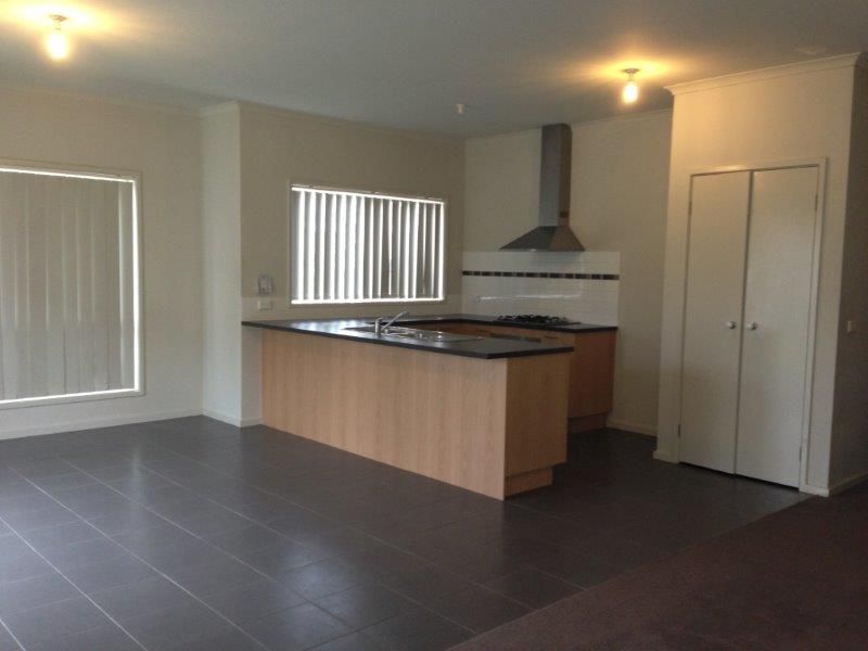 2 Herryls Lane, CRAIGIEBURN, VIC 3064