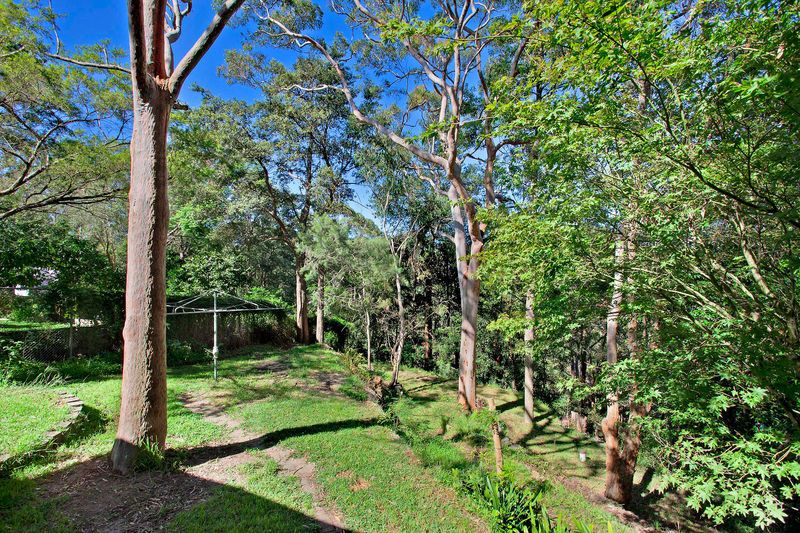12 Wanawong Drive, THORNLEIGH, NSW 2120
