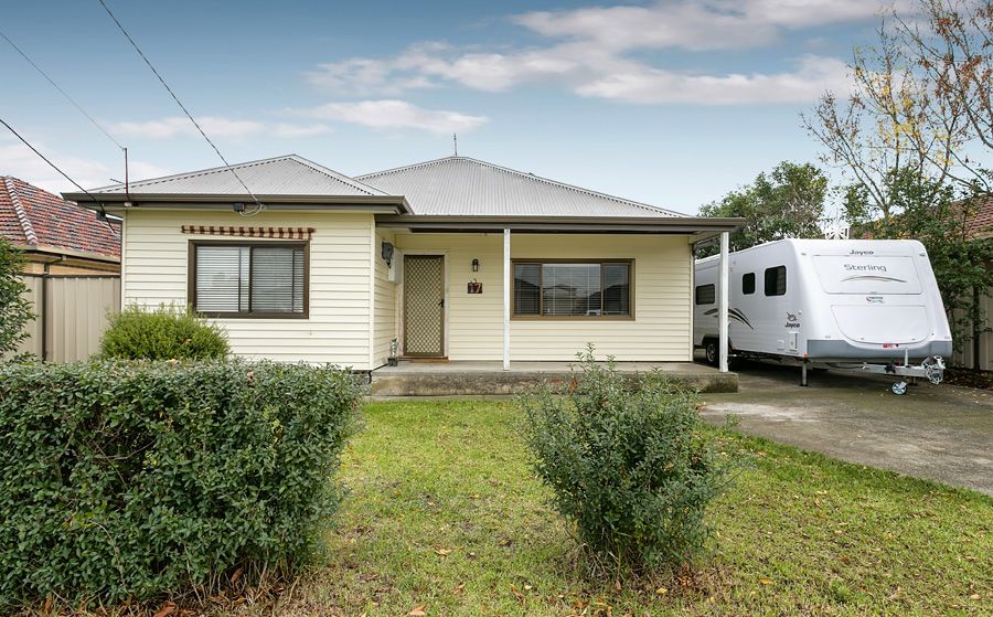 17 Leslie Street, ST ALBANS VIC 3021
