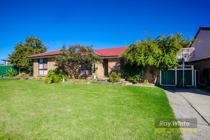 22 St Clair Avenue, ST CLAIR, NSW 2759
