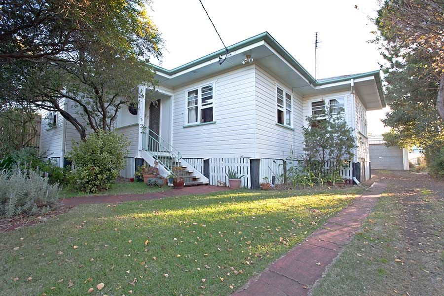 1a Ivory Street, NORTH TOOWOOMBA QLD 4350