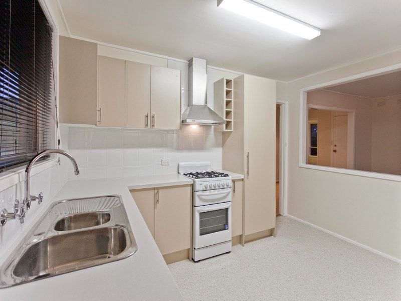4 Fingal Drive, FRANKSTON, VIC 3199