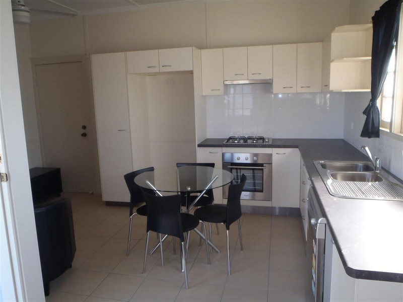 2/20 Boles Street, GLADSTONE CENTRAL, QLD 4680