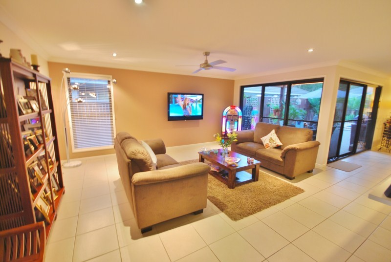 16 Cockatoo Court, BEERWAH, QLD 4519