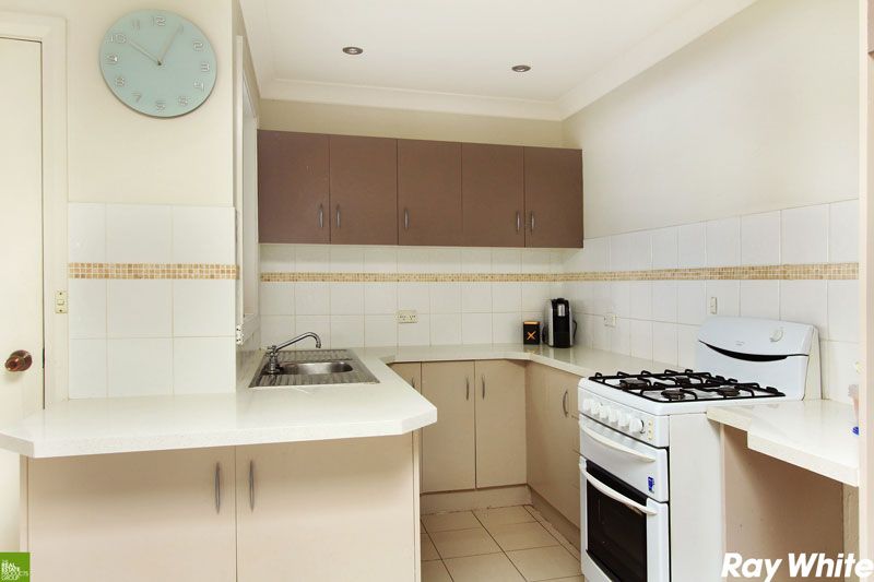 11 Kauri Street, ALBION PARK RAIL, NSW 2527