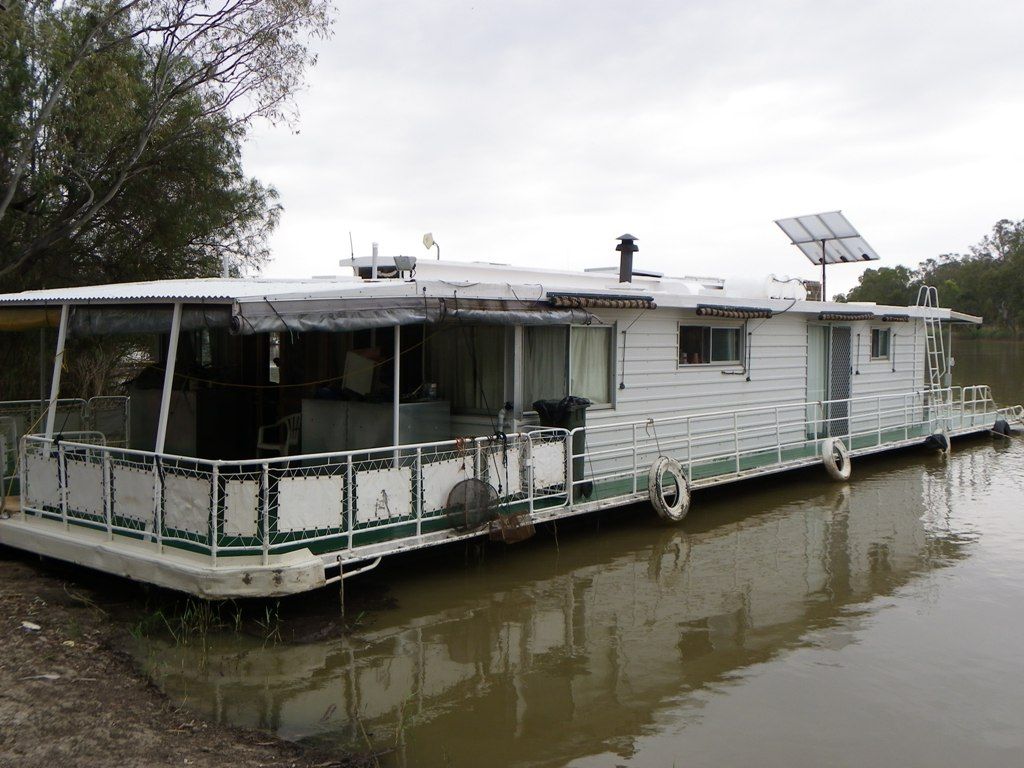 - She's Ours, WAIKERIE, SA 5330