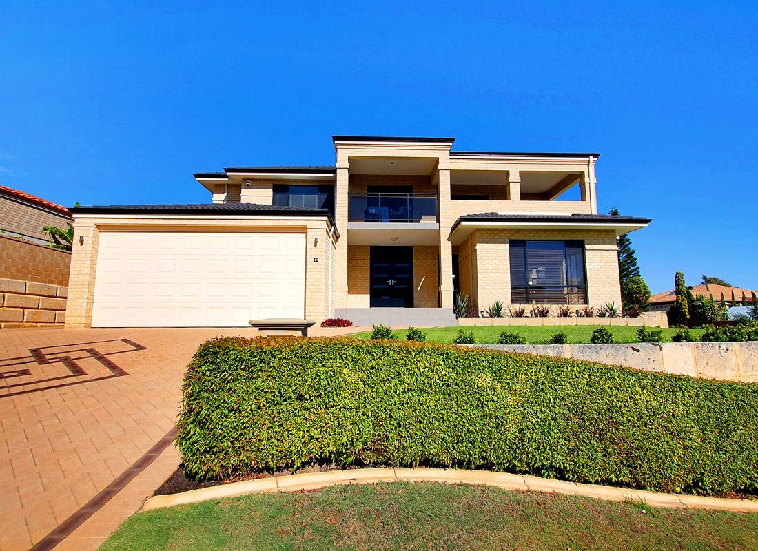 12 Tees Court, MINDARIE, WA 6030