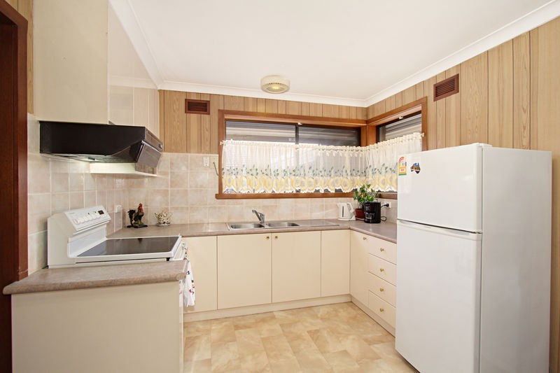 11 Moore Avenue, CLAYTON, VIC 3168